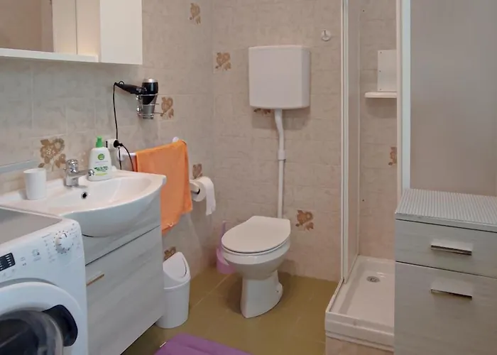 Miralago Cuoricini 아파트 *